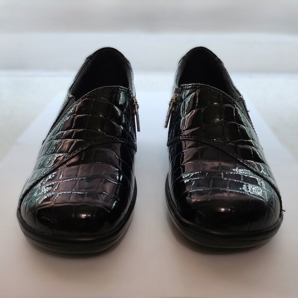 Bendables Faux Patent Croc Print Black Shoes for Ladies - Picture 1 of 8